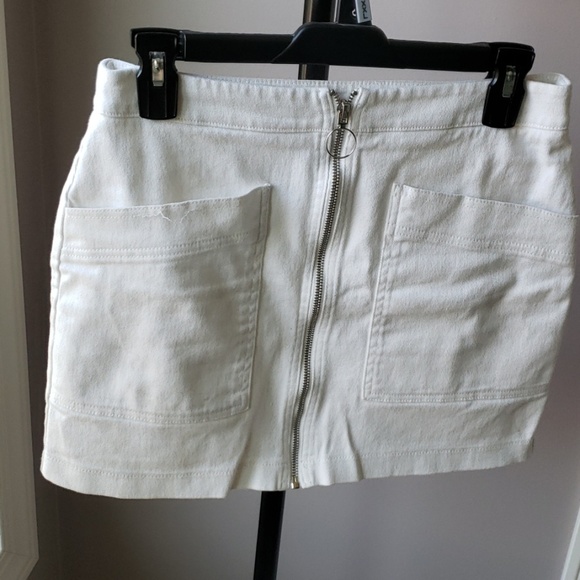 Forever 21 White Jean Mini Skirt, size M - Picture 1 of 5